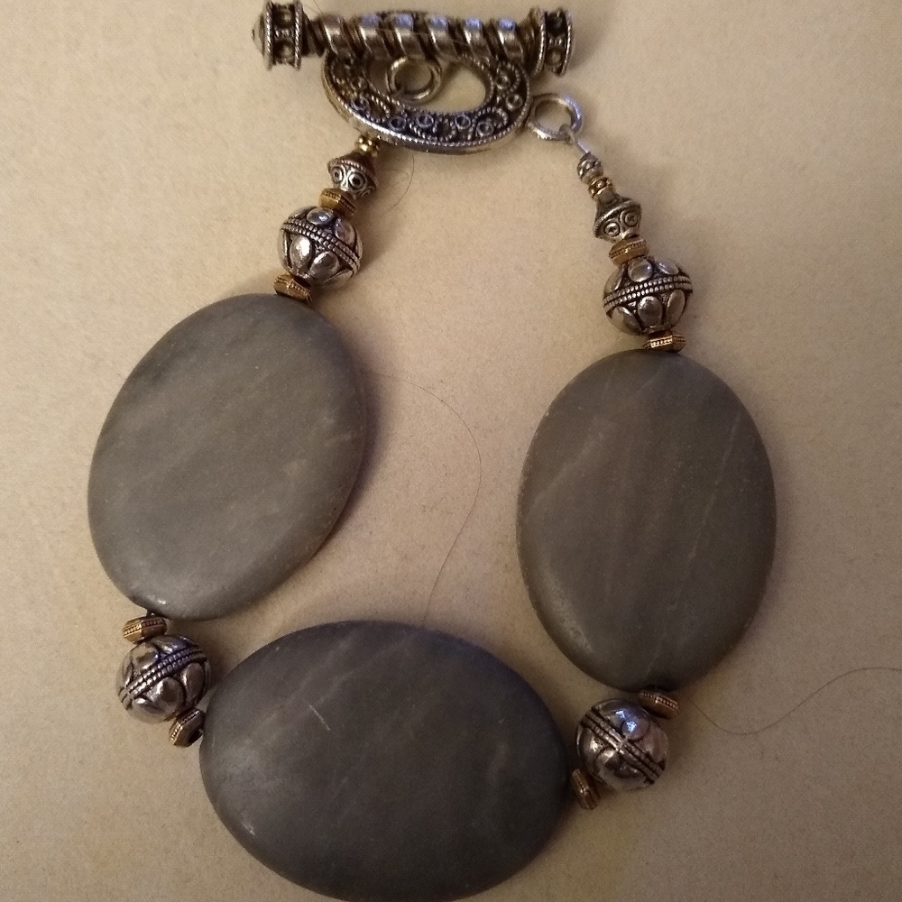 Grey stone toggle bracelet